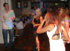 Mobile disco Dancers Otham Image