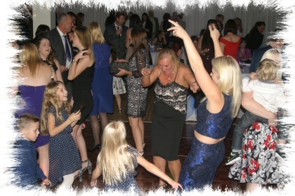 Westbere mobile disco party dancers image 01