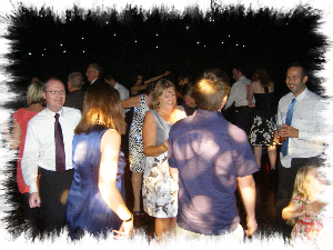 mobile disco sevenoaks dancers image