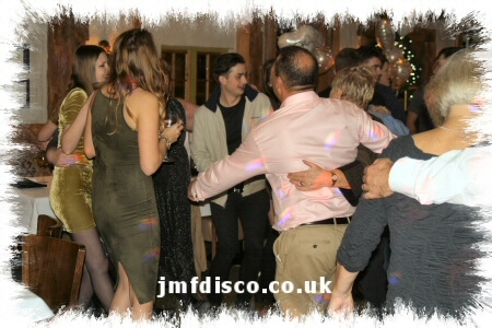 mobile disco sussex dancers image