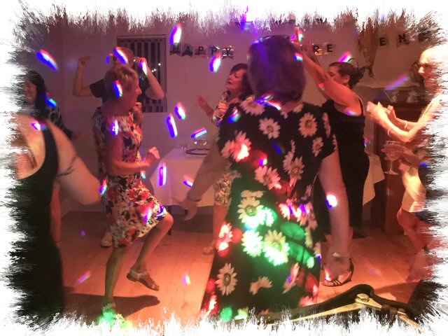 mobile disco ramsgate party dancers