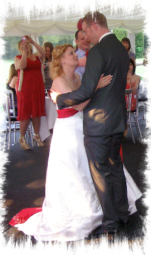 wedding dj meopham nurstead court first dance image